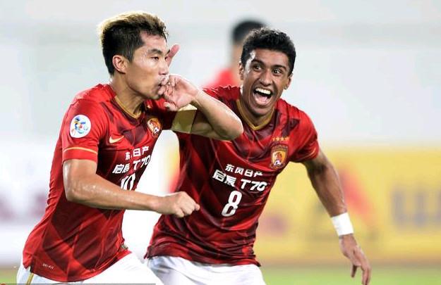 旺仔破门 欧冠切尔西3-0十人巴萨（欧冠：旺仔建功，切尔西3-0击败十人巴萨）