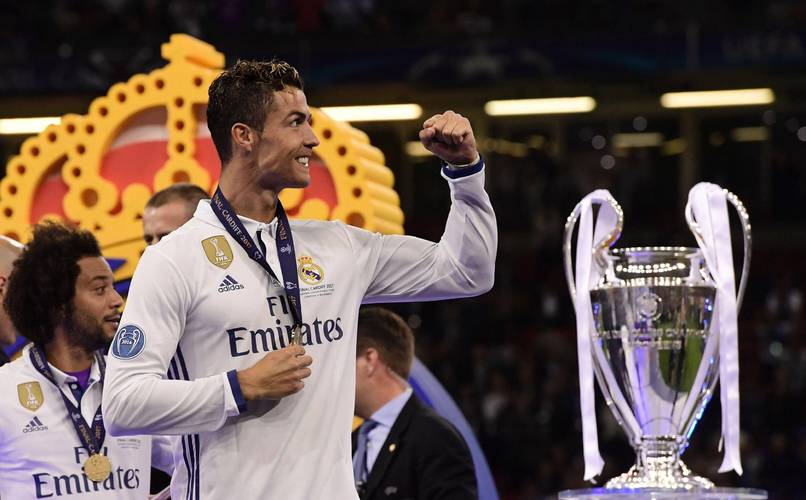 为庆祝美加墨世界杯，与刺客足球鞋融合设计的科8将进行复刻（为庆祝美加墨世界杯，融合刺客足球鞋元素的科8将迎来复刻）