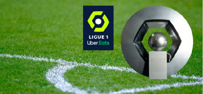 欧文突破防守送出制胜助攻（欧文突破重围奉上致胜助攻）