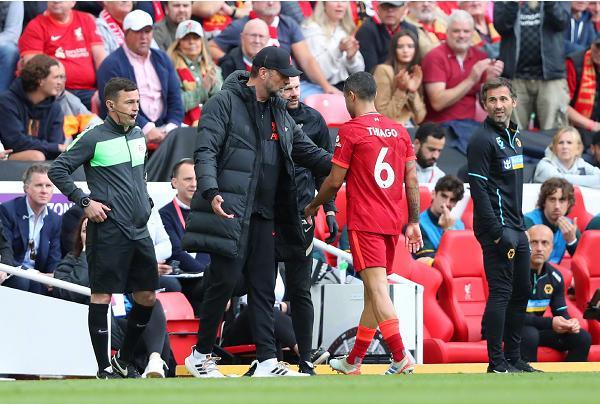 图片报：格雷茨卡的拜仁生涯可能将结束，拜仁寻找年轻替代者（图片报：格雷茨卡或将告别拜仁，球队正物色年轻接班人）