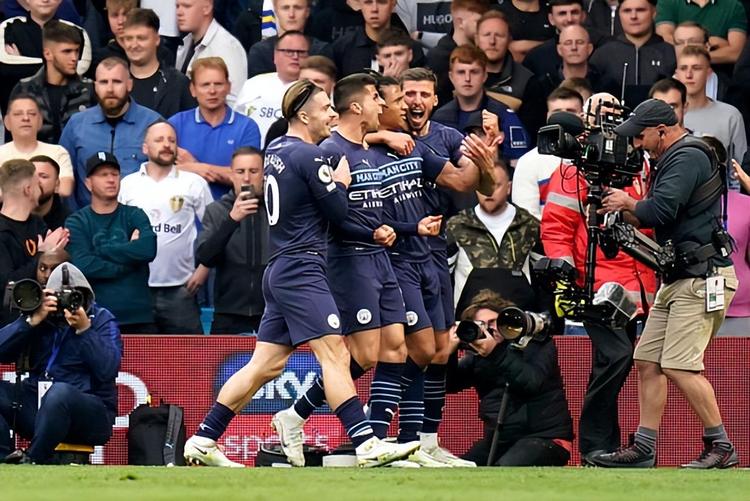 瓜帅：世界将巴勒斯坦孤立了，出生在那里的人们是无辜的（瓜帅：巴勒斯坦被世界孤立，那里出生的人是无辜的）