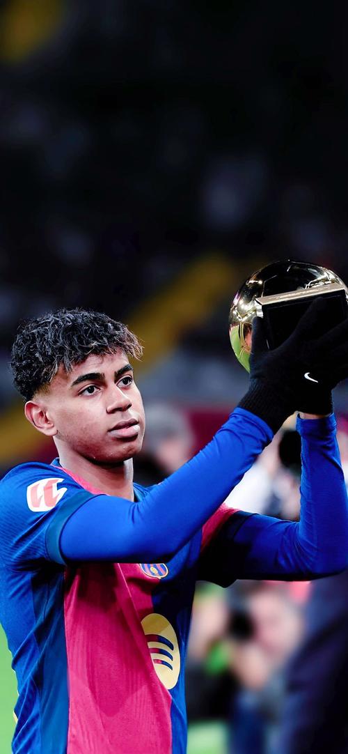 本赛季皇马状态下滑，马卡：一些球员似乎不适应阿隆索的方法（皇马本季表现下滑，马卡报：部分球员难适应阿隆索的执教思路）