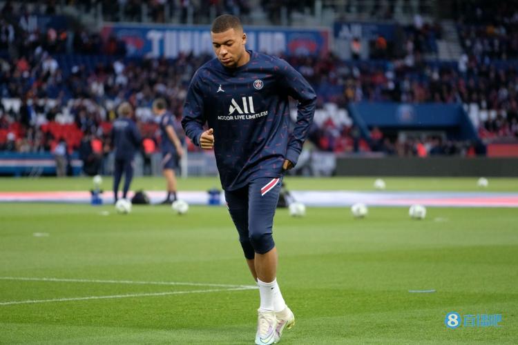 冲击足协杯冠军，纳萨里奥：我们一起迎接“最后一支舞”（剑指足协杯桂冠，纳萨里奥：携手迎接最后一舞）